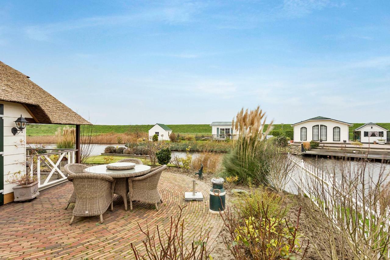 Hoeve De Zeeanjelier * Sint Annaland