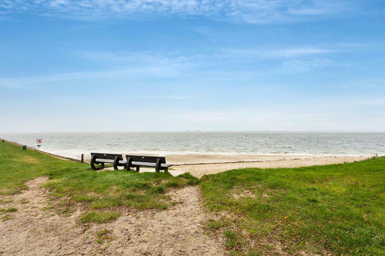 Hoeve De Zeeanjelier Farm stay